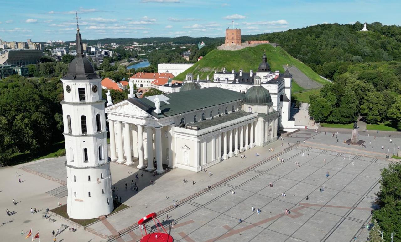 Butas 4work & Leisure I Self-checkin I 3parking I Station District - Simpletone Vilnius